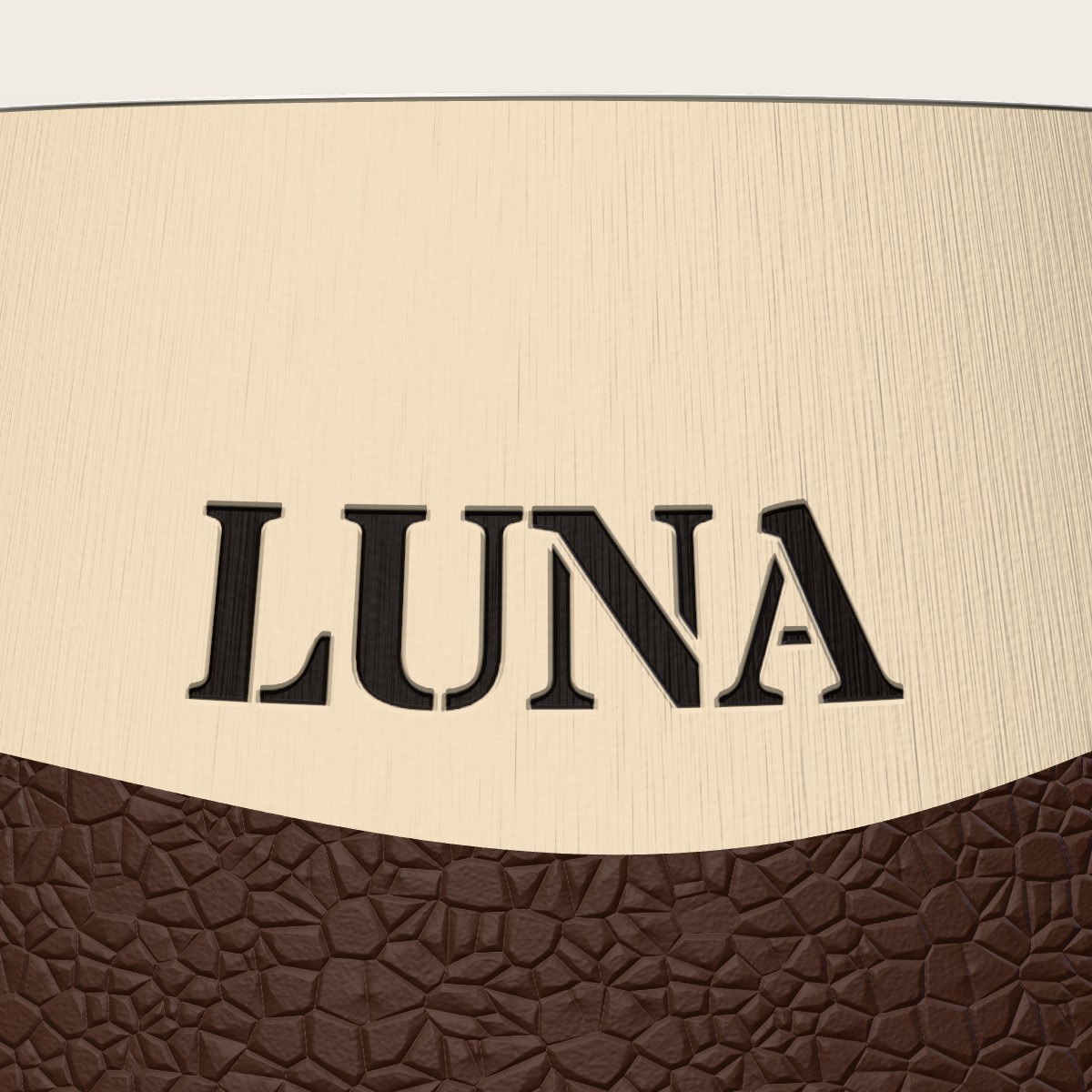 Detalhe do nome Luna vazado na capa areia, mostrando a base chocolate